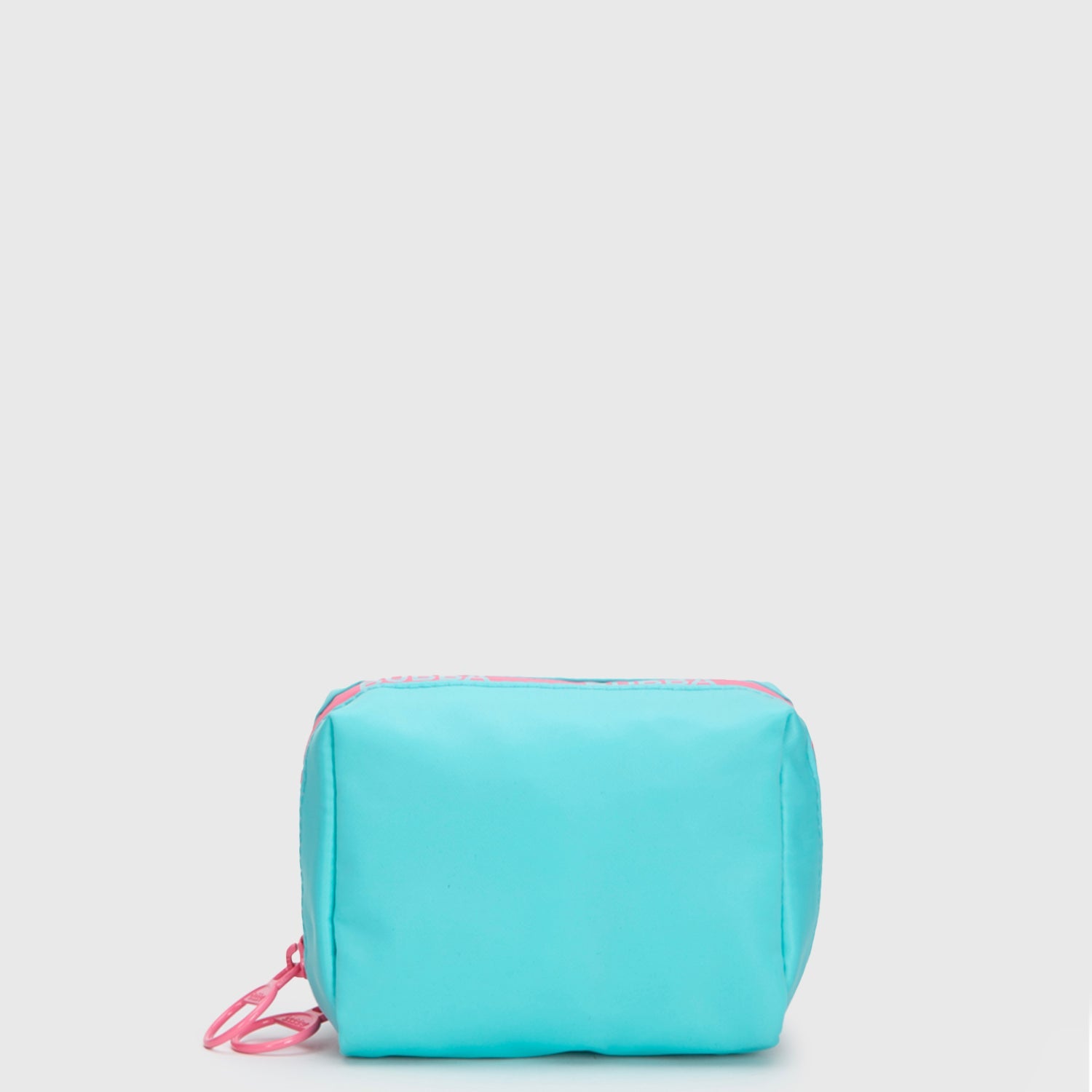 POUCH DAY ESSENTIALS